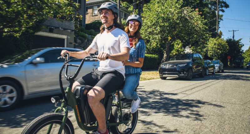 Riding e-bike With Knee Problems